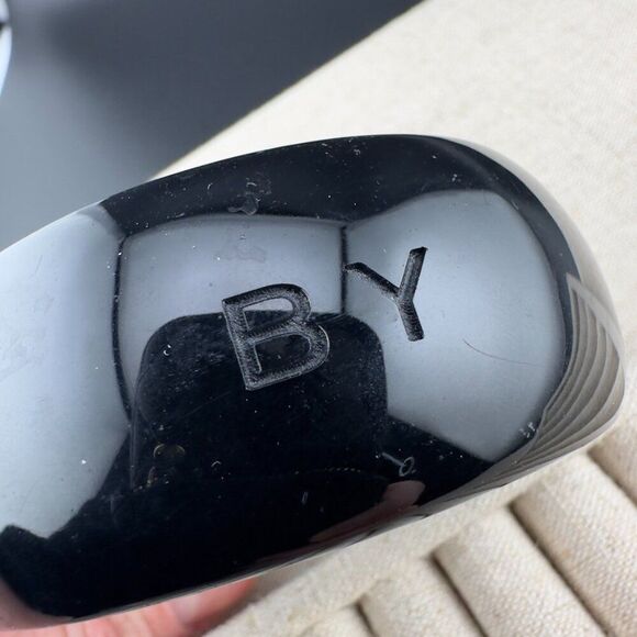 Marc By Marc JACOBS Spell out Black Wide Bangle Statement Bracelet 8" - Picture 4 of 6